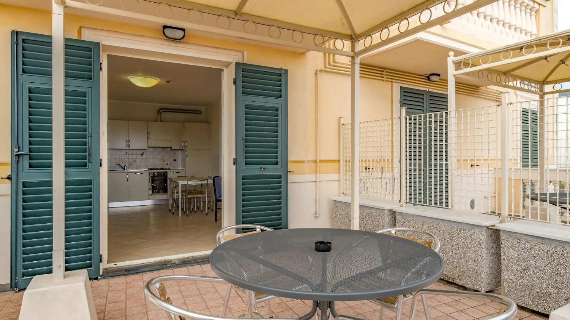 Residenza Al Porto Aparthotel Spotorno Olaszország